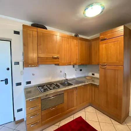 Delightful 2 Bedrooms With Patio. *