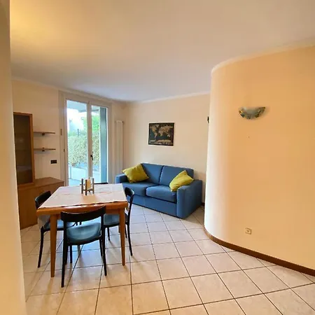 Delightful 2 Bedrooms With Patio. Bardolino
