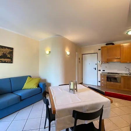 Delightful 2 Bedrooms With Patio.